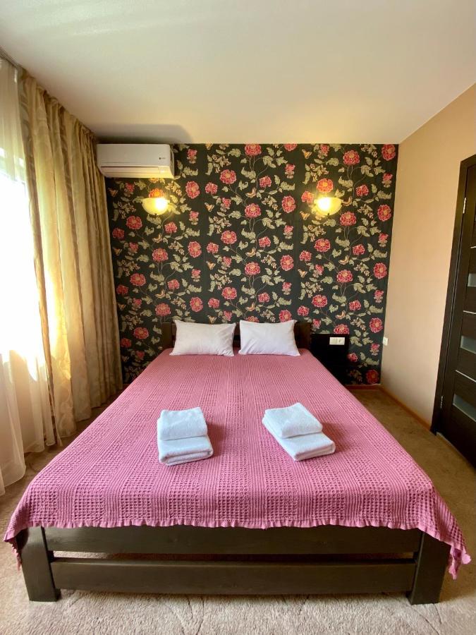 Gosti Hotel Odessa Eksteriør billede