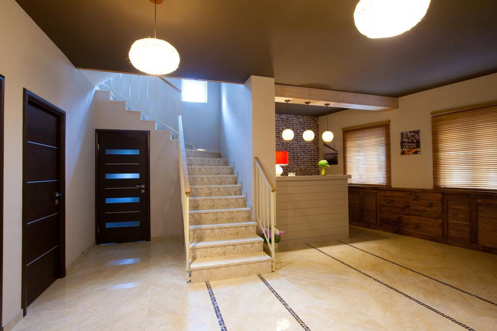 Gosti Hotel Odessa Eksteriør billede